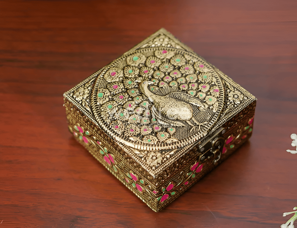 Vintage Style Jewellery Box